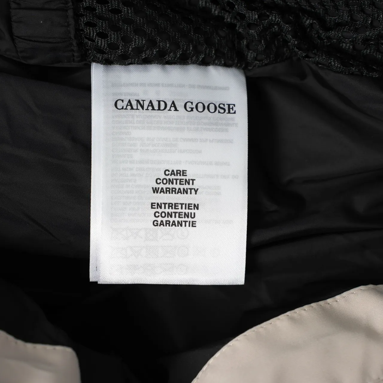 P740 CANADA GOOSE丨Canada Goose 29 New 2048 Hairless Collar Hooded Down Jacket Color: Off-white Red Label Size: XS-XXL